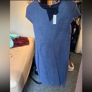 Size 4 BRAND NEW Blue Banana Republic Dress
